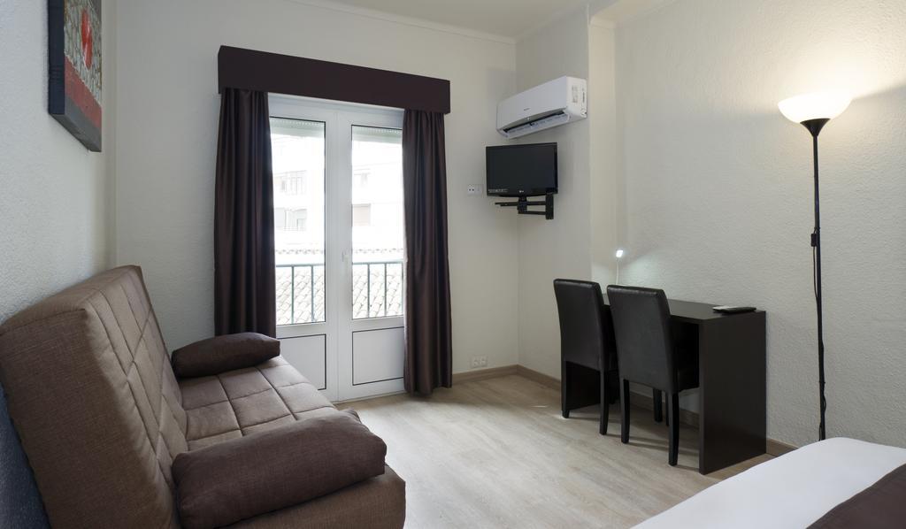 Hotel El Pozo Τορρεμολίνος Εξωτερικό φωτογραφία