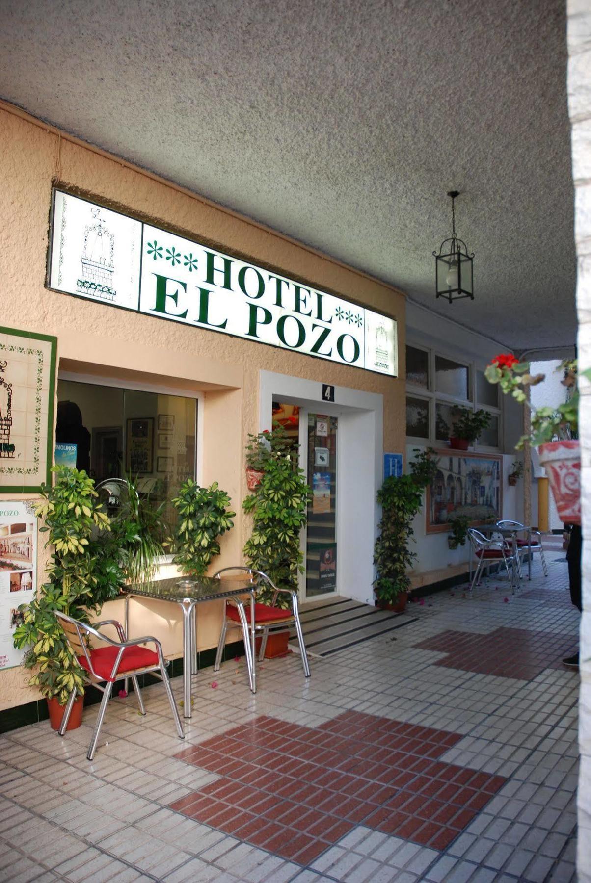 Hotel El Pozo Τορρεμολίνος Εξωτερικό φωτογραφία