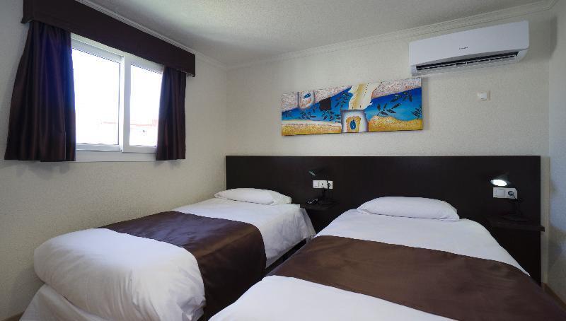 Hotel El Pozo Τορρεμολίνος Εξωτερικό φωτογραφία